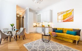 Rent like home - Noakowskiego 16